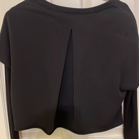 Alo Yoga Black cropped sweatshirt - Picture 6 of 7
